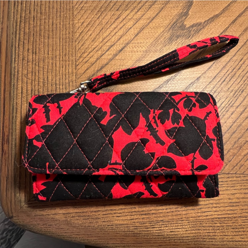 Vera Bradley Red and Black Quilted Wristlet
